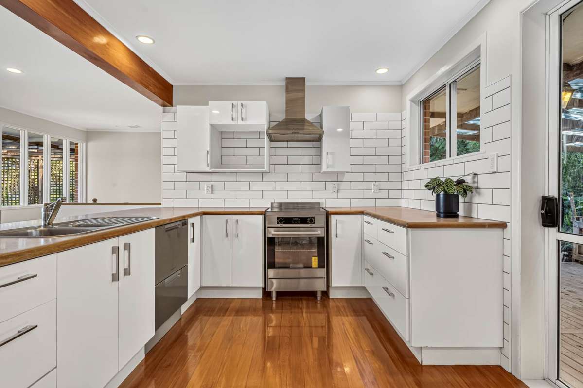 2/18A Robson Street_3