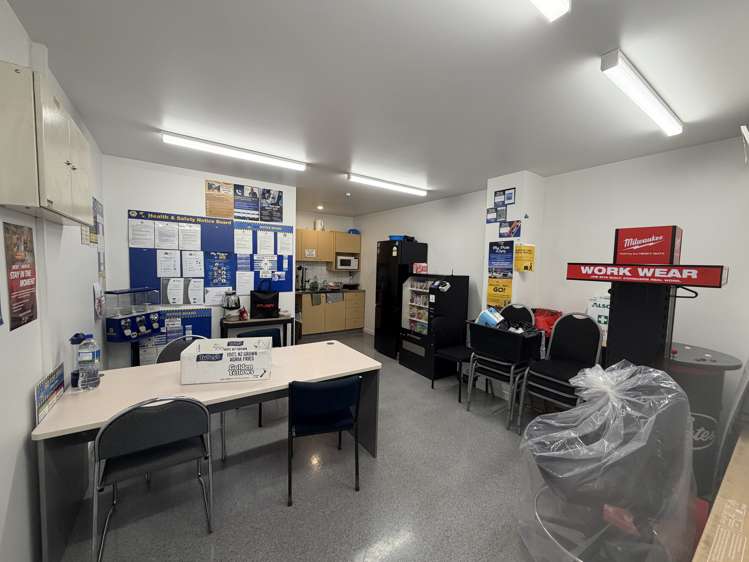 206 Main South Road Hornby_5