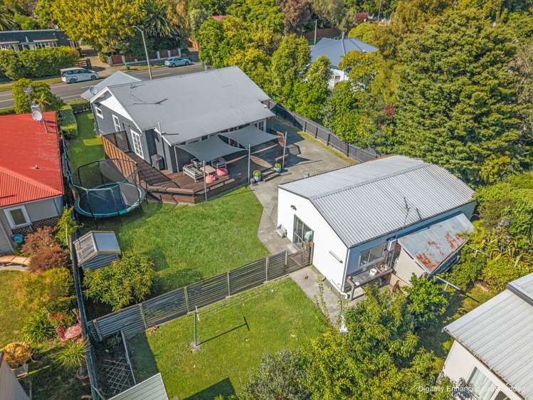 1106 Caroline Road Mayfair_24