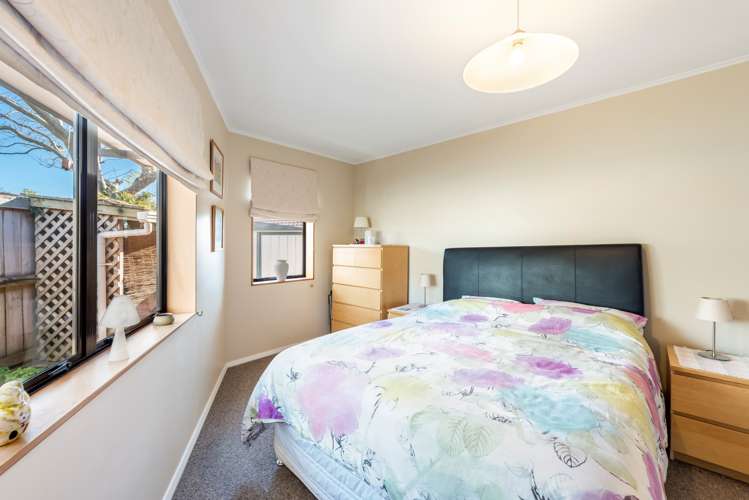 4 Squire Way Richmond_14