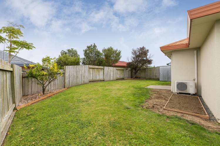 21 Logan Way Kelvin Grove_23