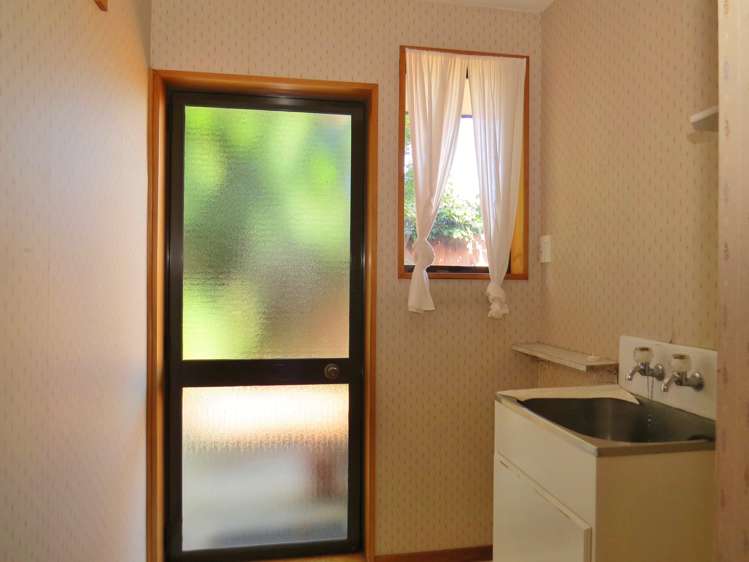 24 Peebles Drive Hei Hei_15