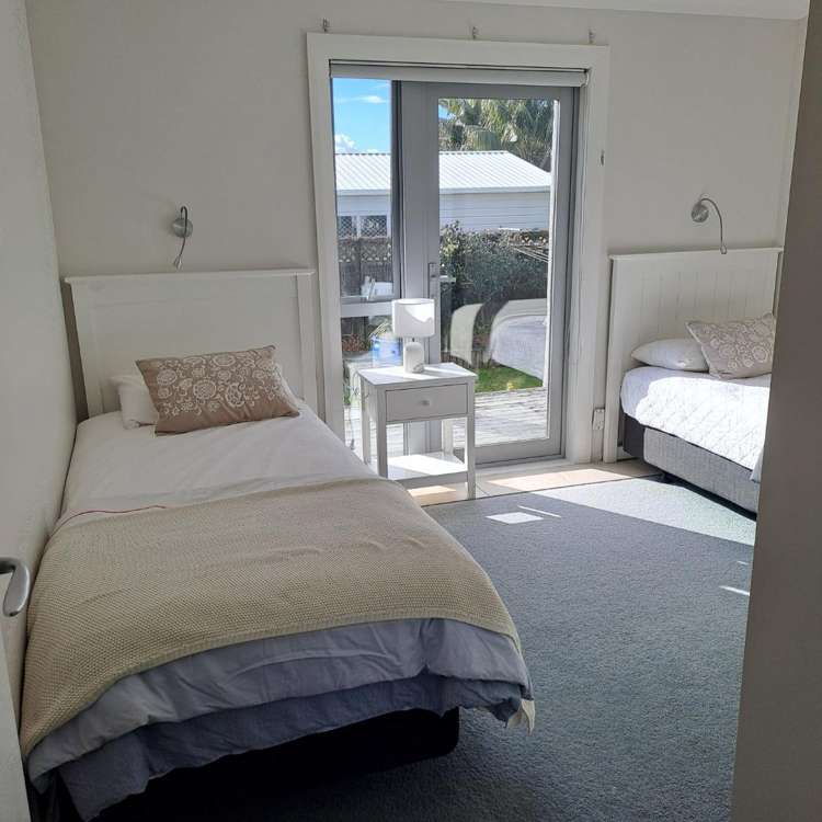 107 Omara Place Matarangi_14