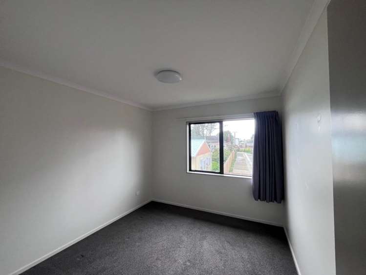 120 Kervil Avenue Te Atatu Peninsula_12