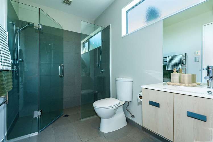 12 Torrey Pines Waimairi Beach_18