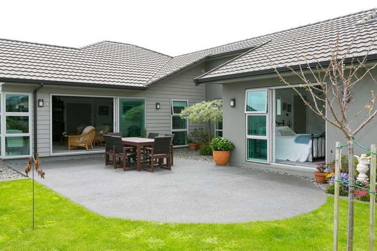 10 Saint Andrews Parkway Waiwhakaiho_17