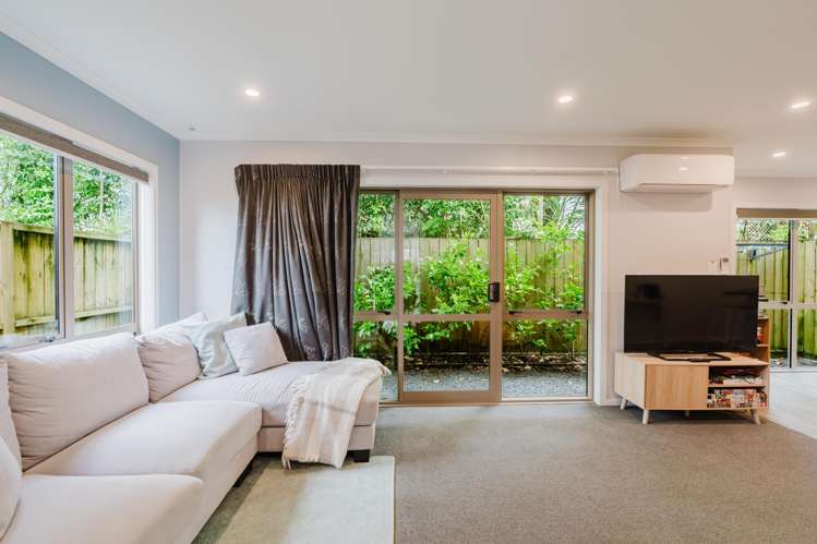 10A Gazeley Avenue Silverdale_4