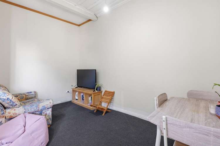 6 Chambers Street North East Valley_5