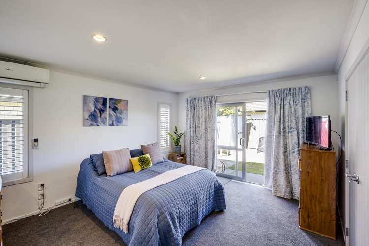 16 Begley Place Frimley_10