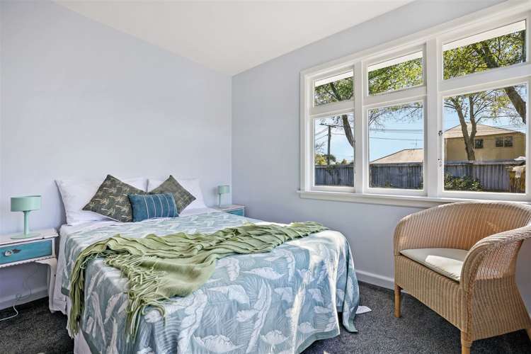 6 Charlesworth Street Woolston_11