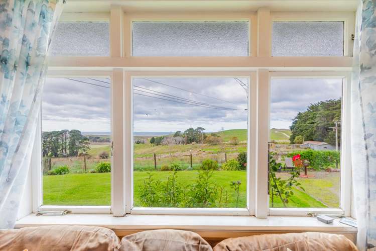 711 Blackhead Road Porangahau_8