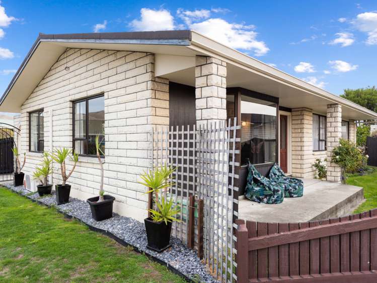 1/9 Totara Place Redwoodtown_17