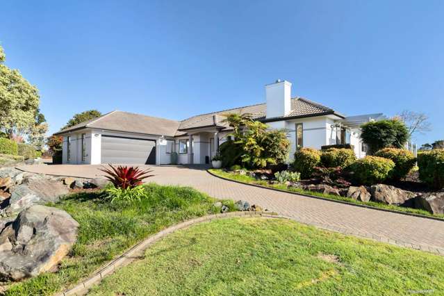 Elevated Elegance in Waiau Pa