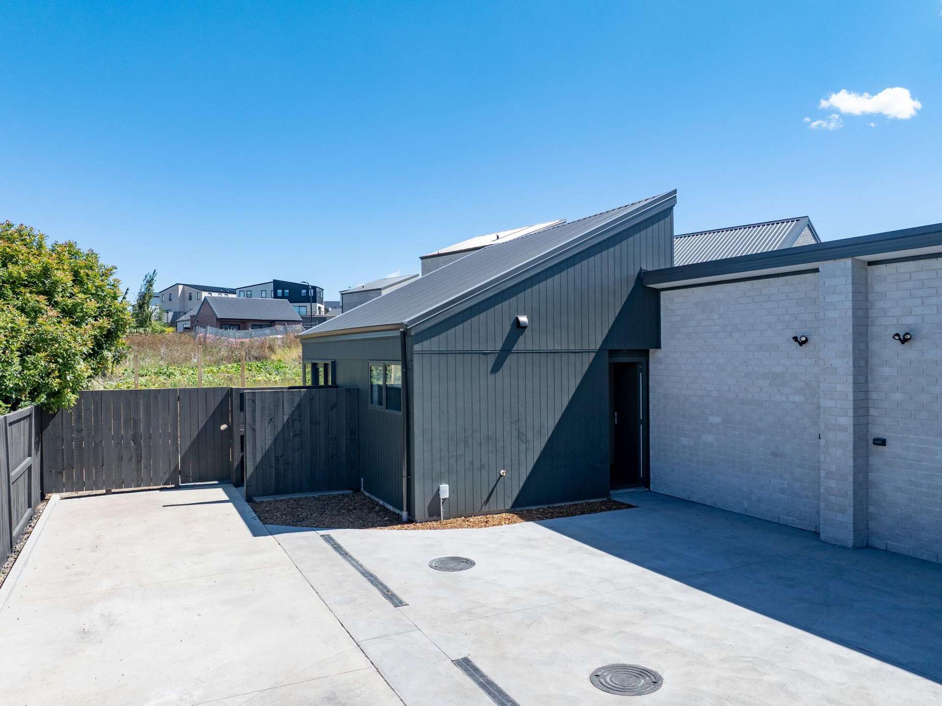 2/42 Ladeira Place Fitzroy_0