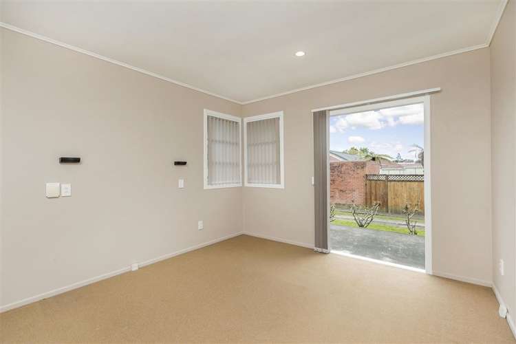 1/19 Bunnythorpe Road Papakura_10