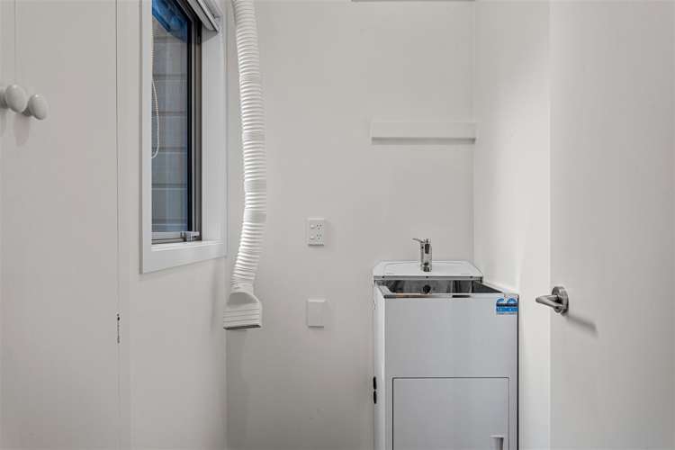 4 Bridgemere Lane Cracroft_9