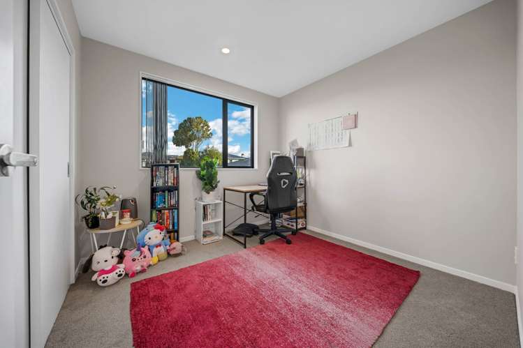 5/53 Archibald Road Kelston_6