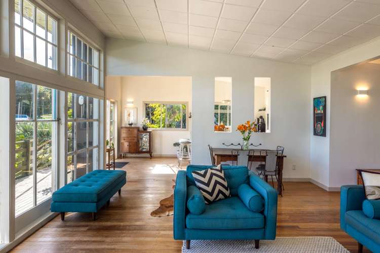 42 Tahatai Road Oneroa_2