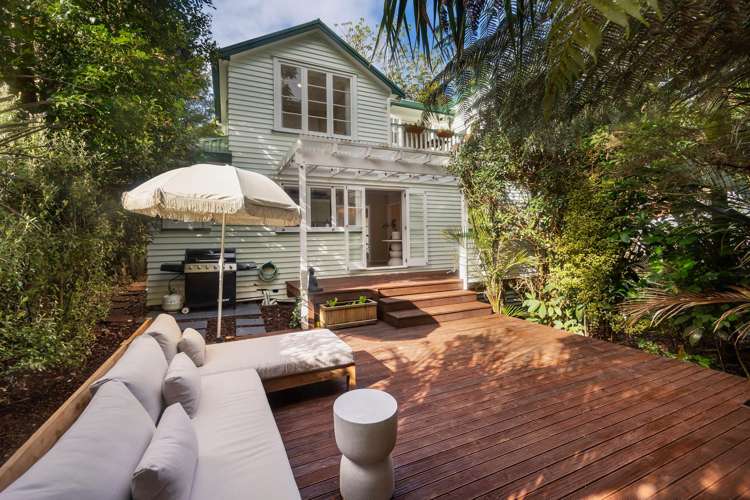29 Hollywood Avenue Titirangi_19