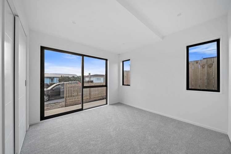 17 Sunnyfield Crescent_4