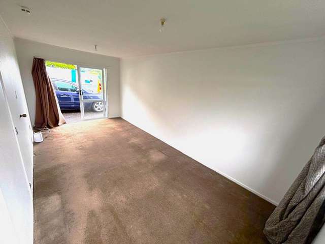 Room 11 28 Court Crescent Panmure_4