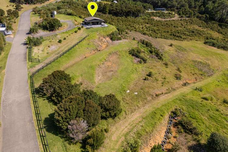 26 Huarere Rise Whangapoua_21