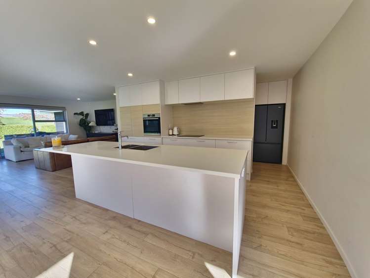 35 Avignon Pl Fairhall_6