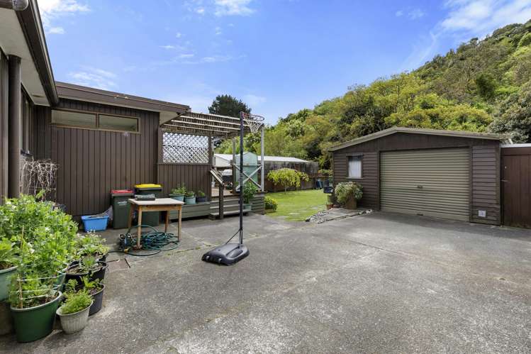 13 Wilkie Crescent Naenae_18