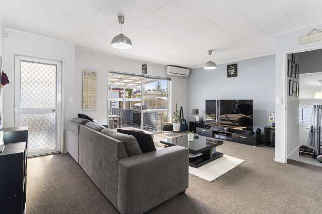 2/25 Buller Crescent Manurewa_4