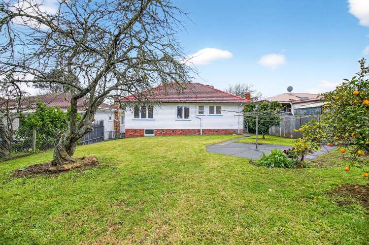 3 Pasadena Avenue Point Chevalier_8