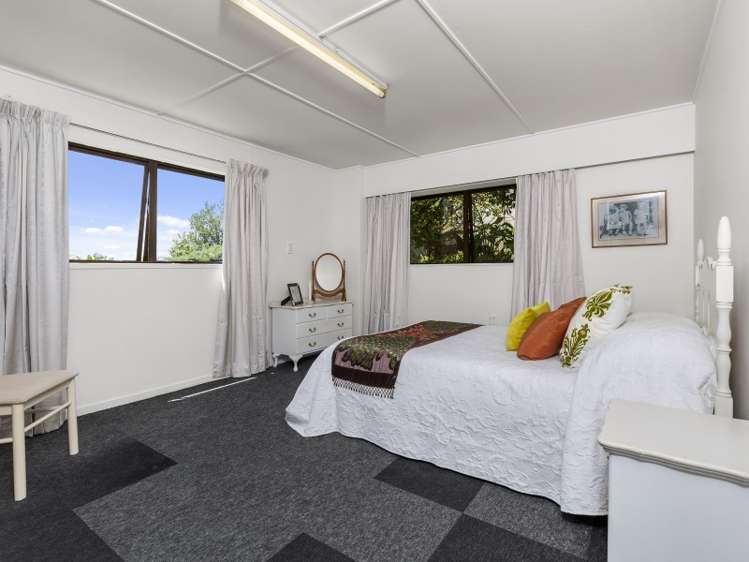 8 Lawson Way Manurewa_16