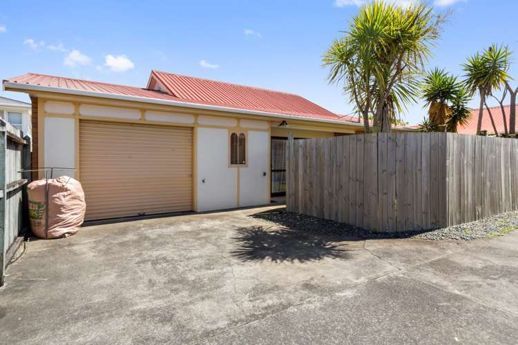 2/1605 Great North Road Waterview_0