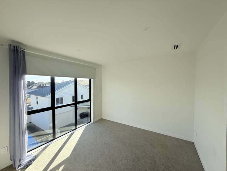 5/12 King Edward Avenue Epsom_11