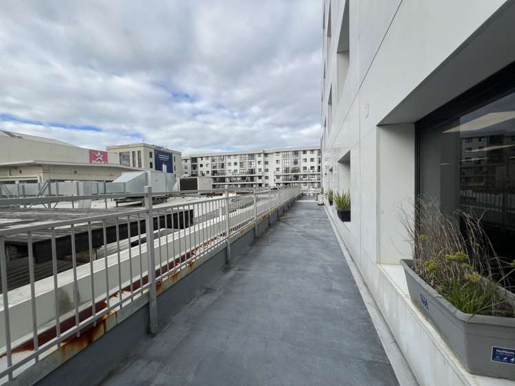 Level 2/187 - 193 Broadway Terrace Newmarket_5