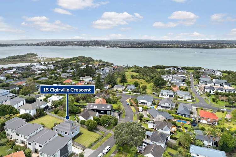 16 Clairville Crescent Wai O Taiki Bay_43