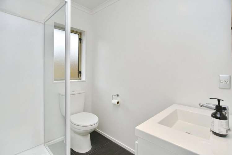 22 Reka Street Parklands_13