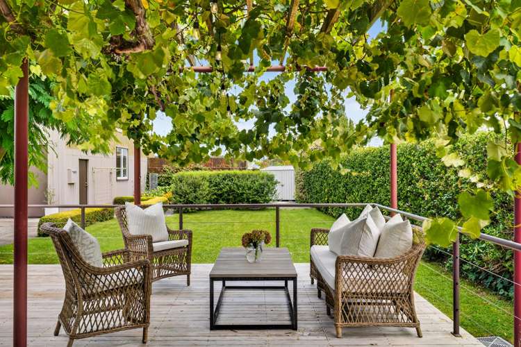 913 Lawrence Street Akina_14