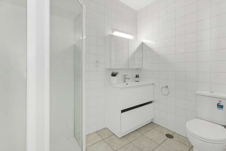 4b Macaulay Street Eden Terrace_13