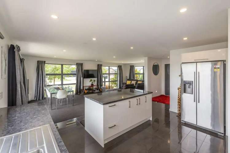 76 Shadbolt Lane Rolleston_2