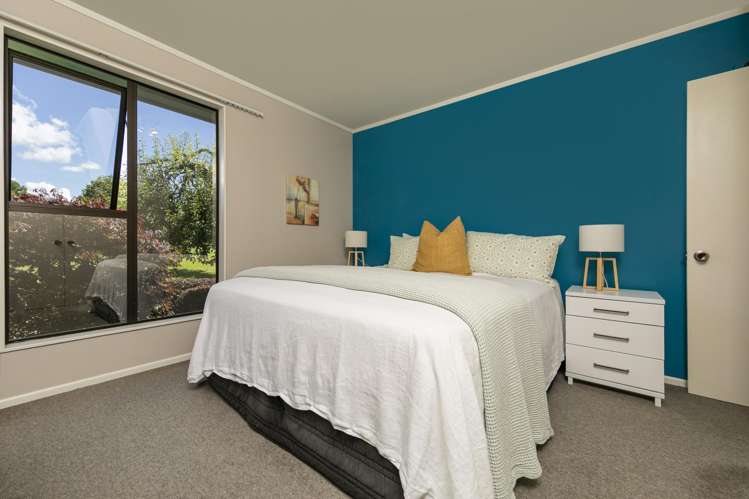 11 Windfall Grove Greenhithe_13