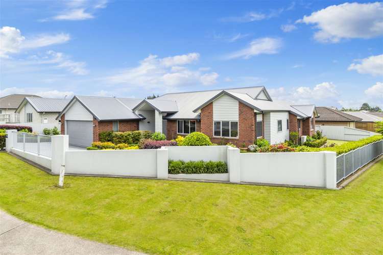 146 Rowesdale Drive_0