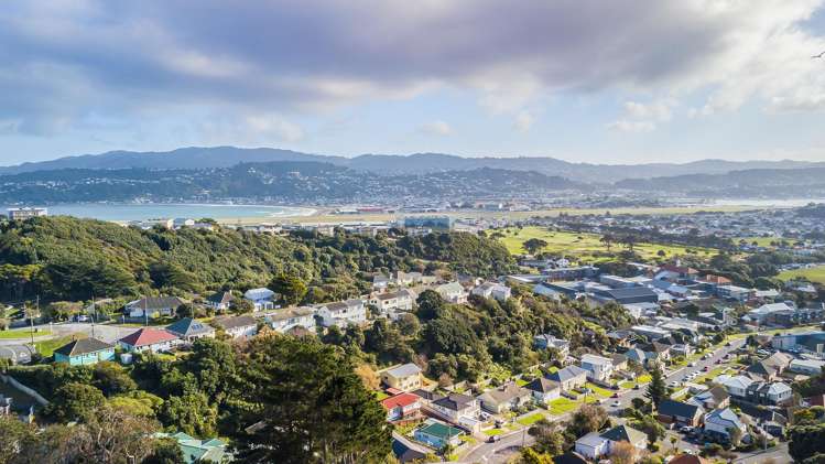 102 Sidlaw Street Strathmore Park_25