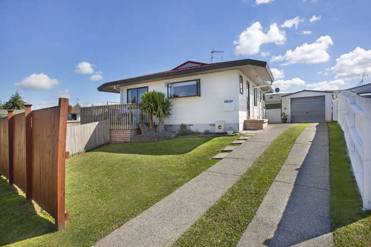 23 Lloyd Drive Nawton_5