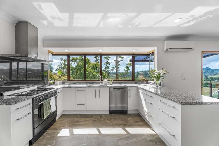 115 Sandstone Road Whitford_1