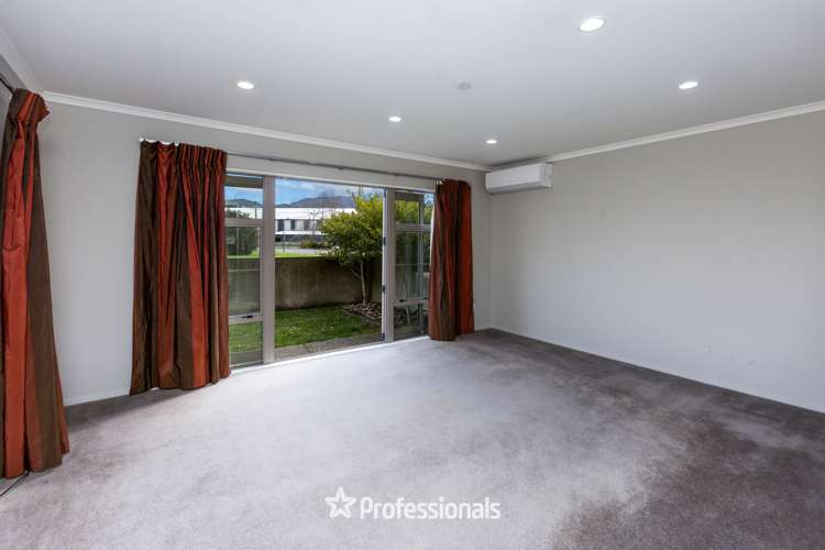 64 Evergreen Crescent Trentham_7