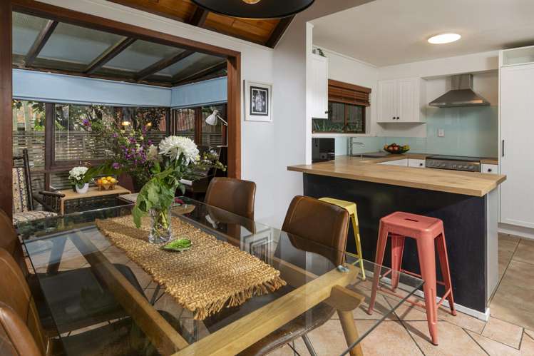 2/7 Springfield Street Forrest Hill_7