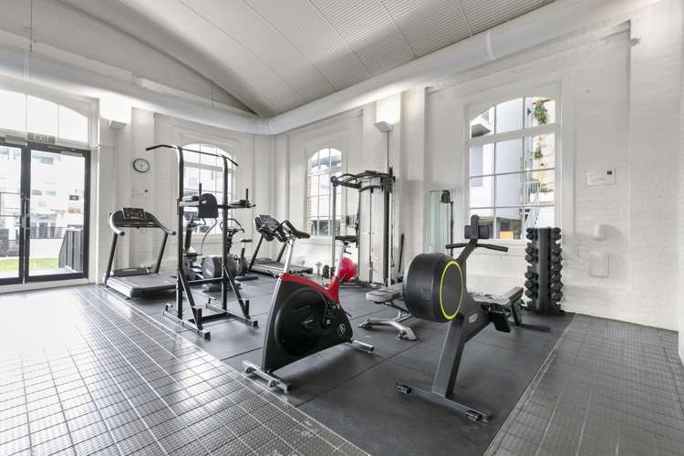 2a/2 Fisher-Point Drive Auckland Central_14