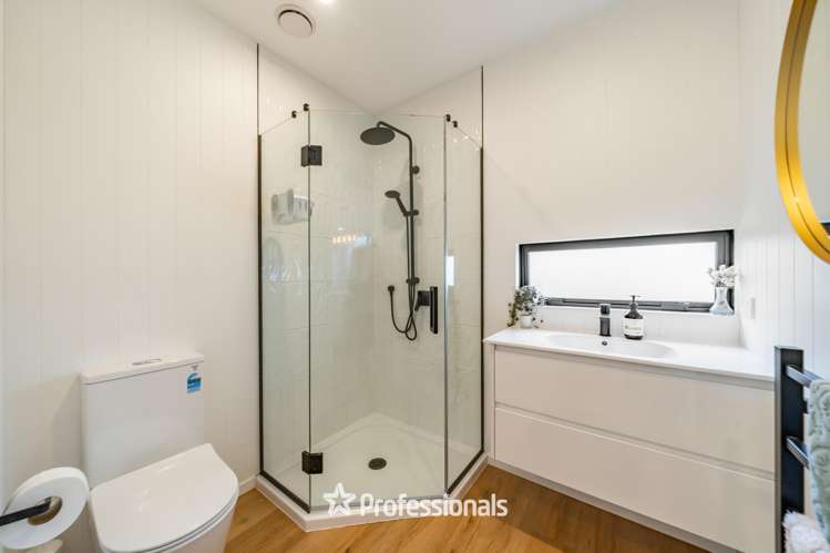 37 Percy Kinsman Crescent Riverstone Terraces_19