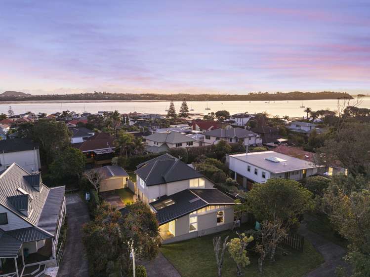 6 Camwell Close_0
