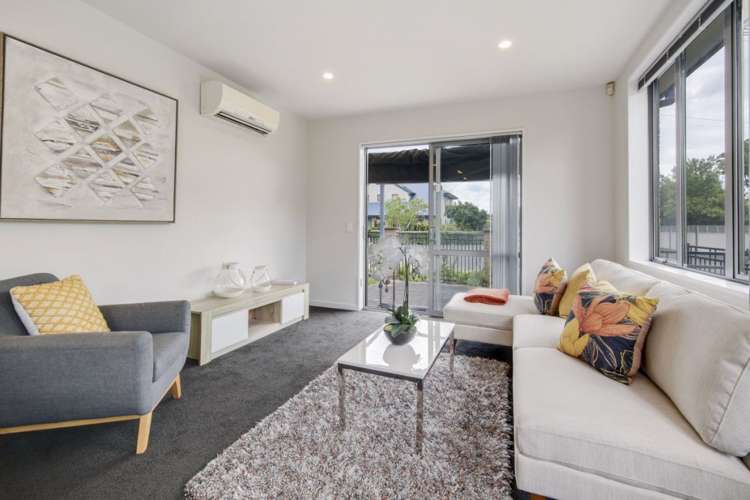 1/8 Evatt Street Bryndwr_5